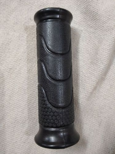 Plain Plastic EV Scooter Handle Grip, Certificate : Resistor