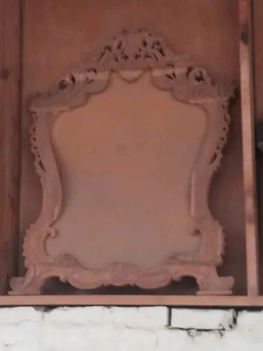 Polished Wooden Mirror Frames, For Office, Hotel, Home, Feature : Termite Proof, Stylish Look, High Quality