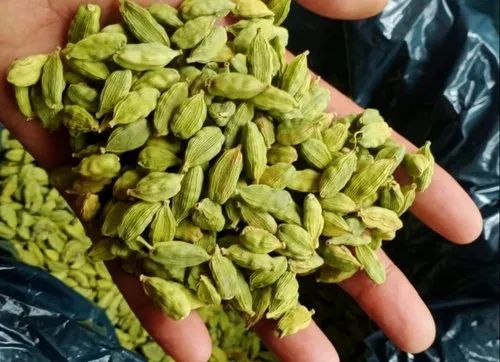 Green Cardamom 7 Mm To 8 Mm