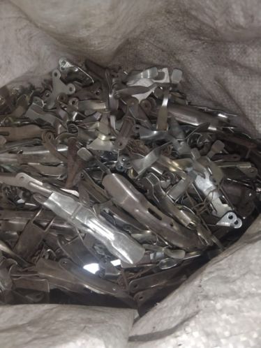 CRC- LOOSE SCRAP., Color : not fixed, Packaging Size : 100-150kg