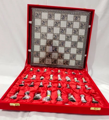 Silver Brass Chess Set, Packaging Type : Box