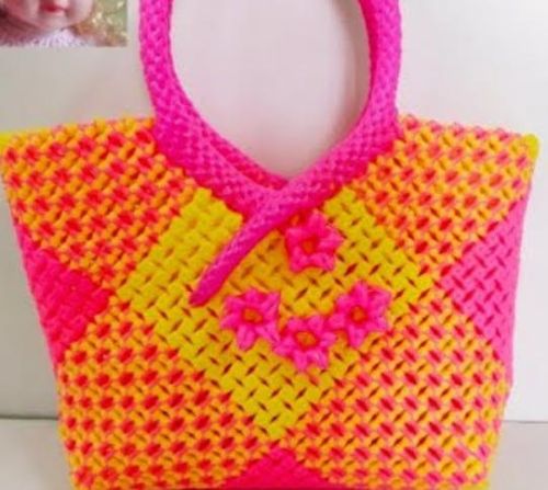 Black Rectangular Plastic Cross Cut Lunch Bag, For Packaging, Technics : Attractive Pattern, Handmade