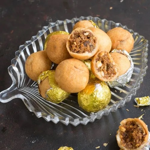 Dry Fruit Kachori, Taste : Sweet Spicy