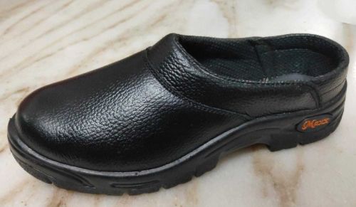 Leather Black Men Kitchen Clogs, Gender : Male