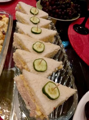 Sandwich (Ready To Eat & Frozen), Packaging Size : 4