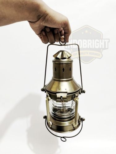 Polished Brass Plain Decorative Oil Lamp, Feature : Light Weight, Fine Finished, Bright Light, Attractive Design
