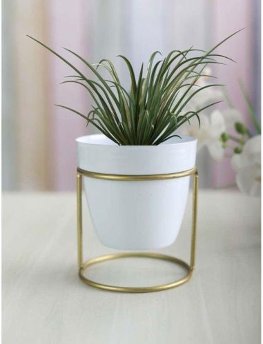 White Round Plain Non Polished Iron Mini Flower Pot, Style : Modern