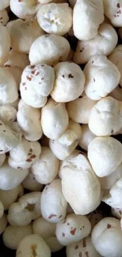 Hand Picked Makhana Flake, For Oil, Herbal Formulation, Cooking, Ayurvedic Formulation, Taste : Light Sweet