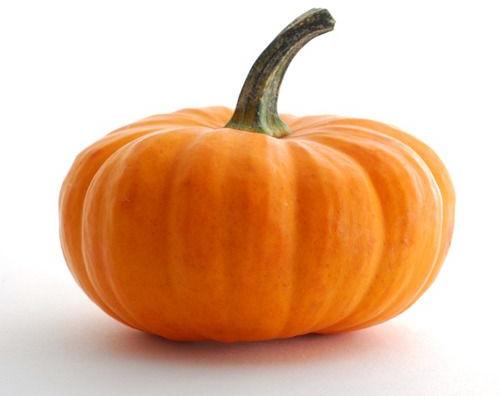 Orange Round Organic Fresh Pumpkin, For Human Consumption, Packaging Type : Plastic Crates