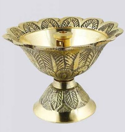 Golden Polished Metal Decorative Diya Stand