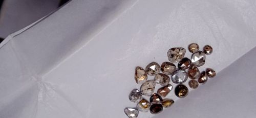 Polished English Polki Diamond