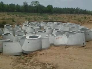 Gray Rounded 50kg RCC Precast Concrete Manholes