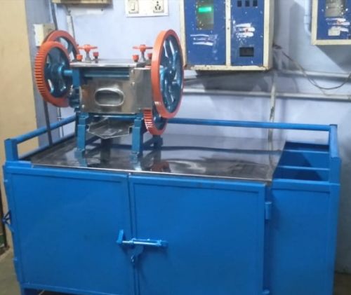 2 HP Manual Sugarcane Machine With Diesel Engine, For Commercial