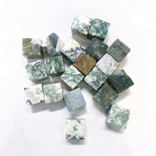 Agate Crystal Square Stone, For Bracelet, Earring, Necklace, Size : Customised