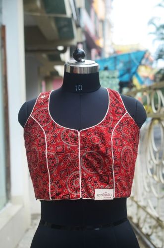 Ladies Fancy Stylish Sleeveless Handwork Blouse, Size : All Sizes