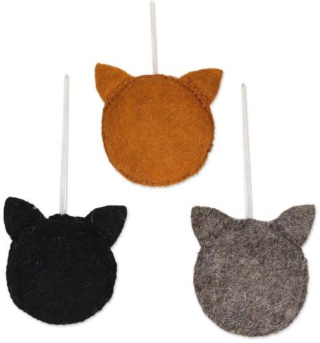 Plain Wool Felt Cat, Feature : High Finish, Soft Texture