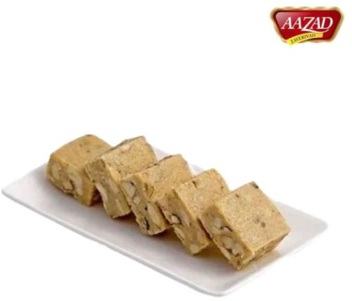 Azad Zaveriwad Natural Kaju Dryfruit Bites, For Food, Snacks, Sweets, Packaging Size : 10kg, 1kg, 2kg, 5kg