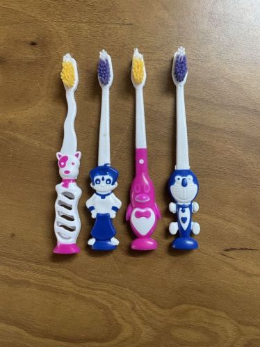 Plastic Baby Toothbrush, For Cleaning Teeths, Feature : Anti Bacterial, Crack Proof, Durable, Flexible