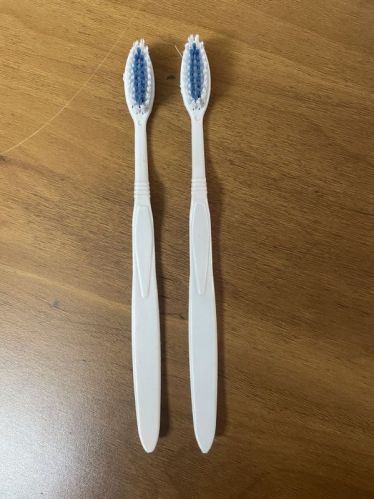 Plain Plastic Hotel Toothbrush, Color : Mulit Colour