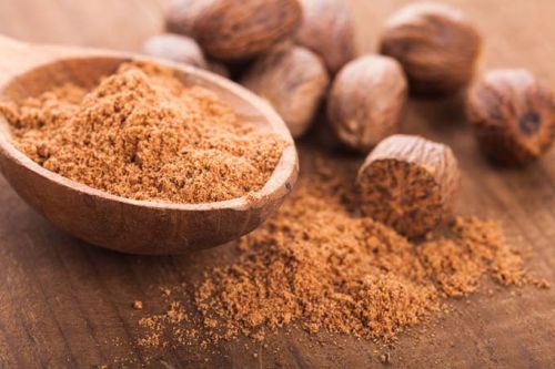 Brown Raw Natural Nutmeg, For Cosmetics, Food Medicine, Spices, Cooking, Form : Solid
