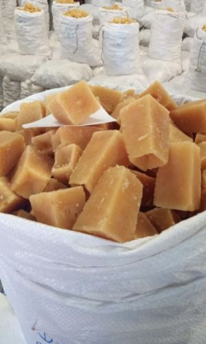 Sugarcane Natural Jaggery Cubes, Color : Golden