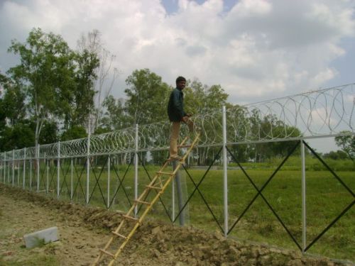 Boundary Fencing, For Indusrties, Length : 10-20mtr