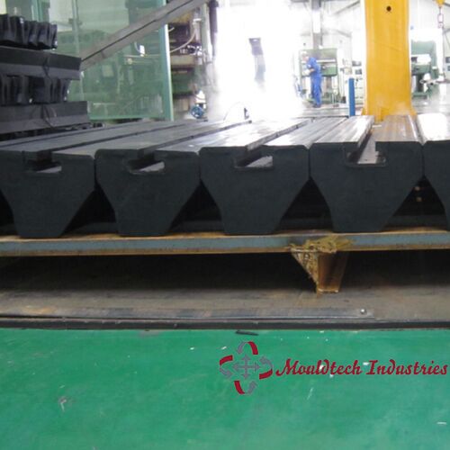 Powder Coated Lifter Bars, For Steel Industry, Specialities : Ruggedly Constructed, Durable, Easy To Use