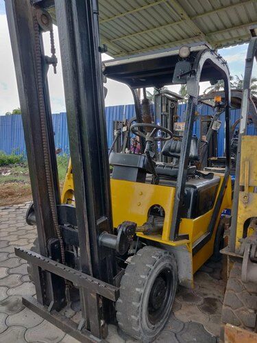 Voltas 2013 model used forklift