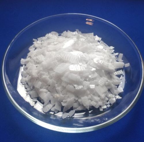 Caustic soda flakes, Brand Name : OEM, CAS No. : 1310-73