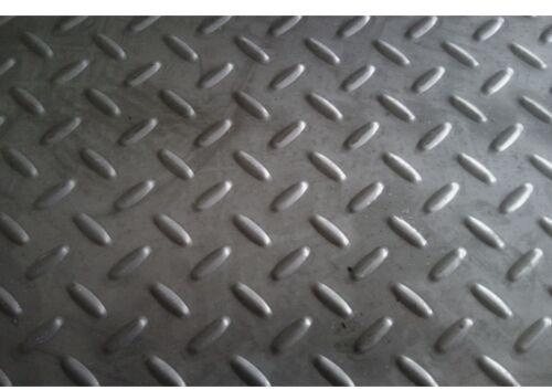 Stainless Steel Checkered Sheet