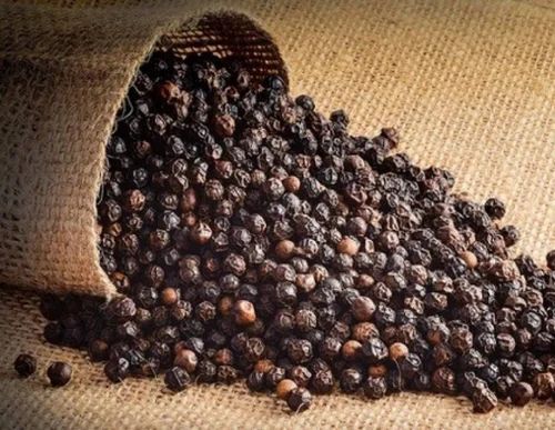 Natural Black Pepper, For Spices, Form : Seeds