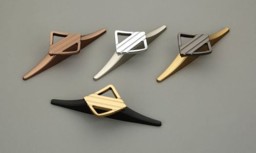 Polished Stainless Steel Designer Door Knob, Feature : Waterproof, Rust Proof, Highly Durable, Fine Finished