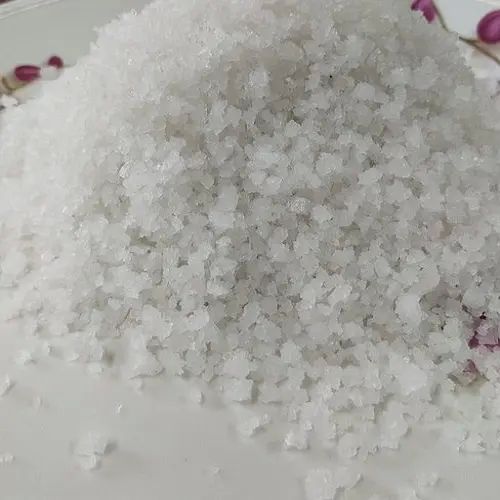 Non Iodized Salt, For Calcium Supplement, Fertilizer, Water Softening, Classification : Fine Grade