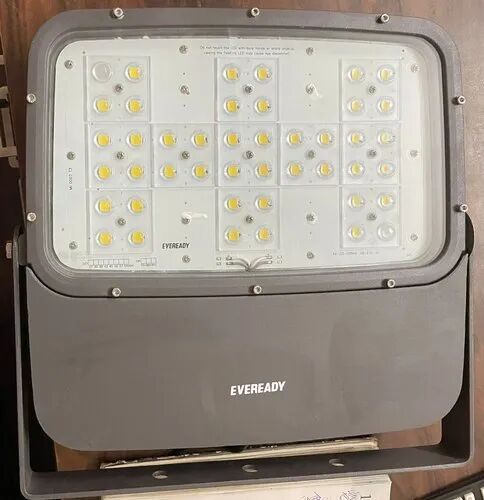 Aluminium Dicast LED Flood Light, For Outdoor, Power : 70W