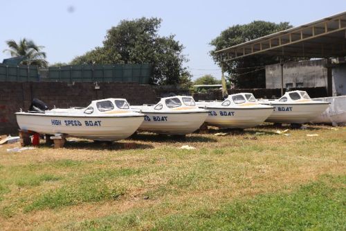 10 Seater High Speed Boat