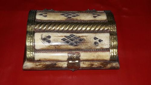 Rectangular Bone Boxes, For Gifting, Decoration, Style : Antique