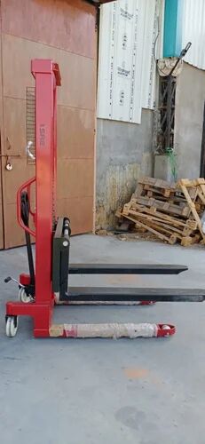 SRE Manual Hydraulic Hand Stacker, For Industrial
