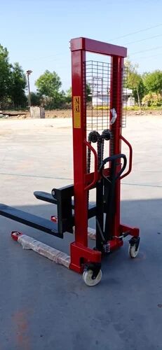 SRE Hydraulic Manual Stacker, For Lifting Goods