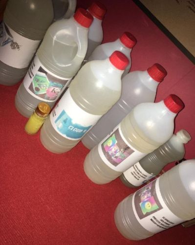 K2 Liquid Spray, Packaging Type : white/ yellow dank