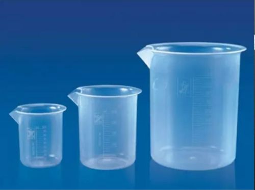 Transparent Polylab PVC Plastic Beaker, For Chemical Use, Lab Use, Feature : Durable