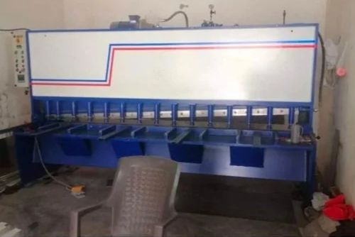 HVR 440 Hydraulic Shearing Machine, For SS Sheet, Capacity : 4mm