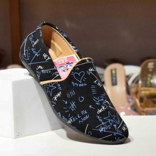 Lycra Synthetic 200-250gm TPR Boys Shoes Swed