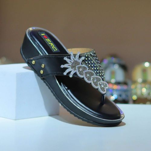 Airmix Synthetic Flat Slipper Heart, For Party Wear, Pattern : Textured