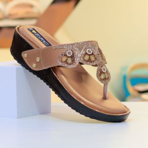 Synthetic Airmix Shiny Fancy Slipper, For Occasion Wear, Feature : Attractive Designs, Comfortable