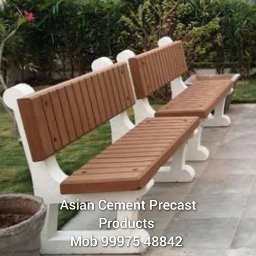 Painted RCC Garden Bench, Seating Capacity : 3 Seater