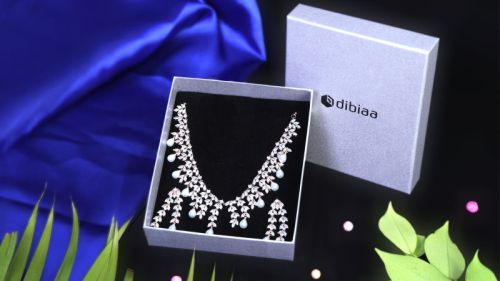 Square Silver Big Necklace Set Box, Pattern : Plain