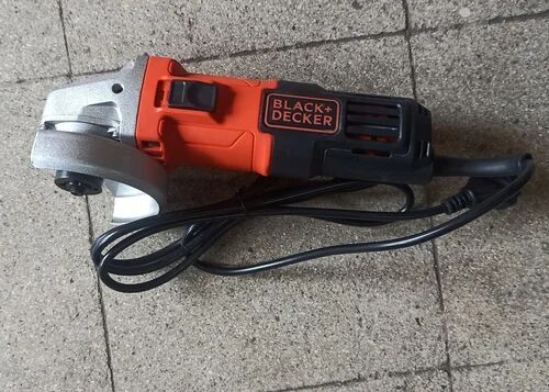 Black & Decker Angle Grinder, Dimension : 31x13.5x12 Mm