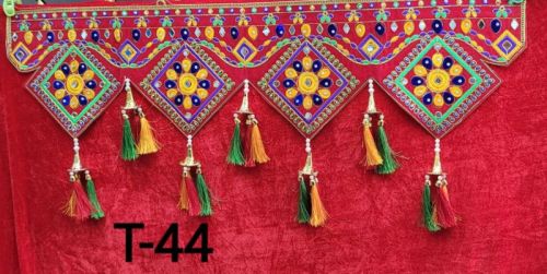 Square Velvet Toran, Size : 3 Foot