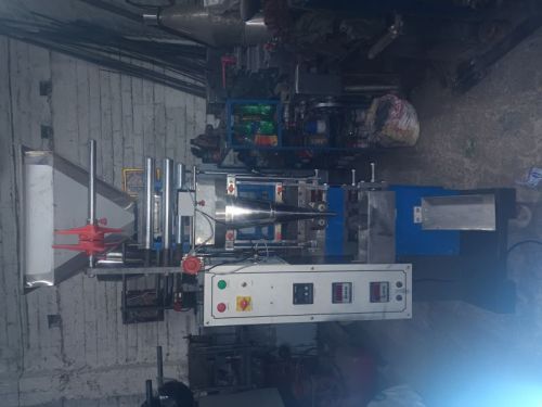 Automatic Pouch Packing Machine With Vibrator