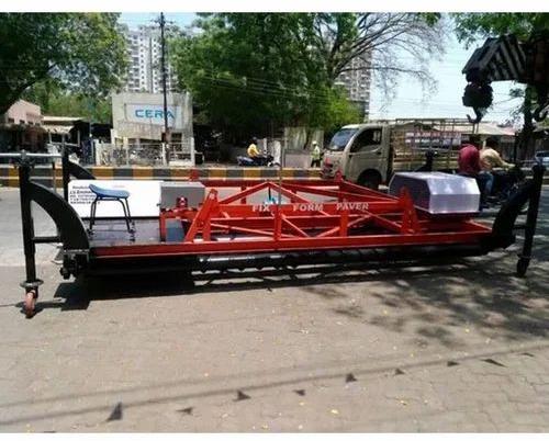 Fixed Form Concrete Paver Machine, Capacity : 15m